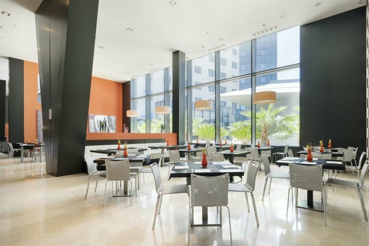 Фото Hotel Ilunion Aqua 3