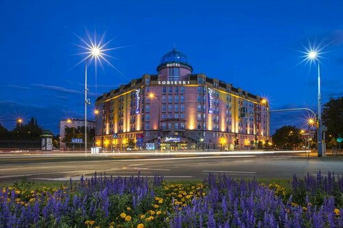 Внешний вид отеля Radisson Blu Sobieski Hotel, Warsaw в Варшаве, фото 1