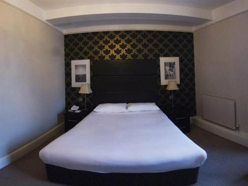 Фото Queens Hotel