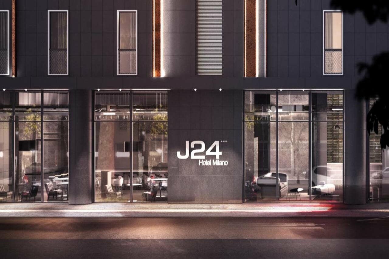 Фото J24 Hotel Milano