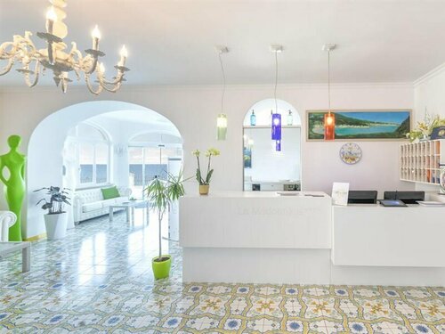 Гостиница Hotel La Madonnina в Искье