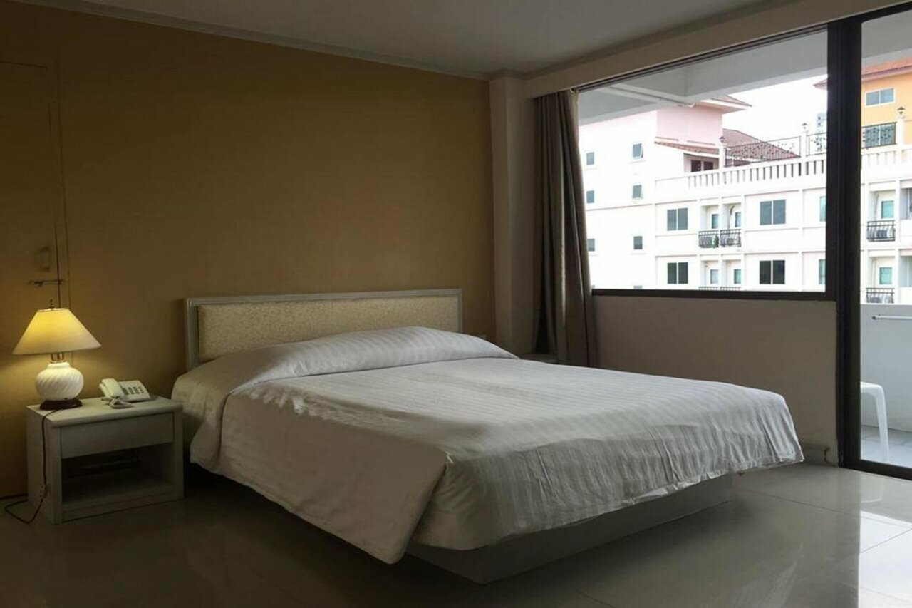 Фото Jomtien longstay hotel