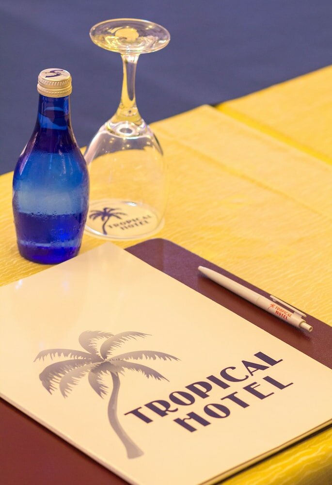 Фото Tropical Hotel