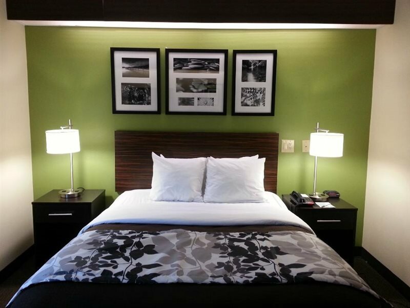 Фото Sleep Inn Airport - Billy Graham Parkway