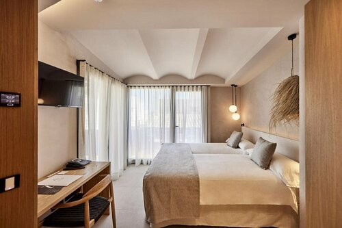 Гостиница Joe's Gomila Hotel на Балеарских островах