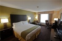 Фото Holiday Inn Express & Suites Detroit North - Troy, an Ihg Hotel