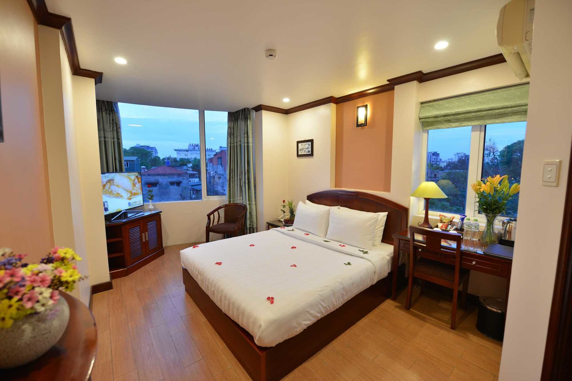 Фото Blue Ha Noi Inn Legend Hotel