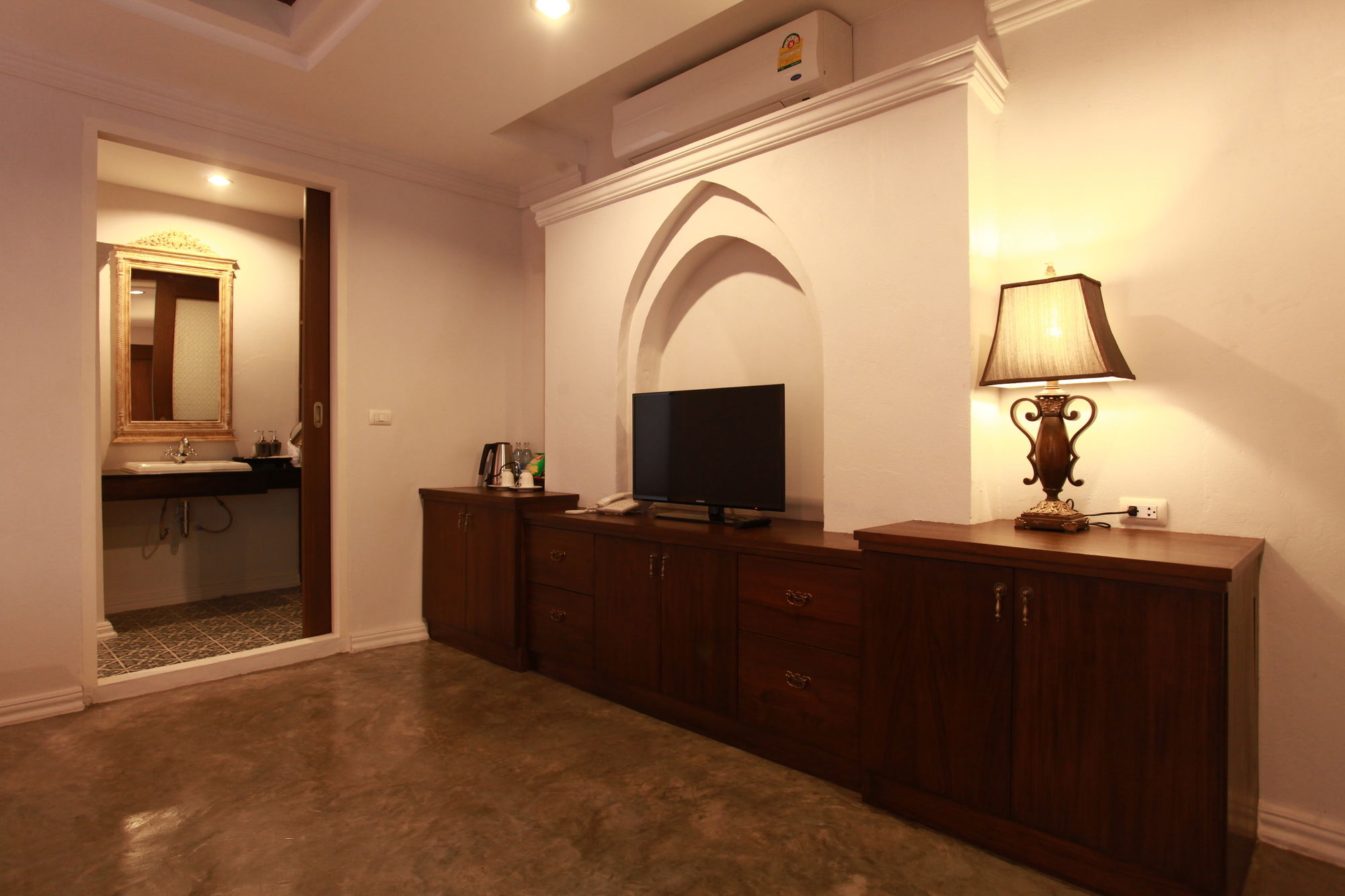 Фото Chompor Lanna Restaurant & Boutique Resort