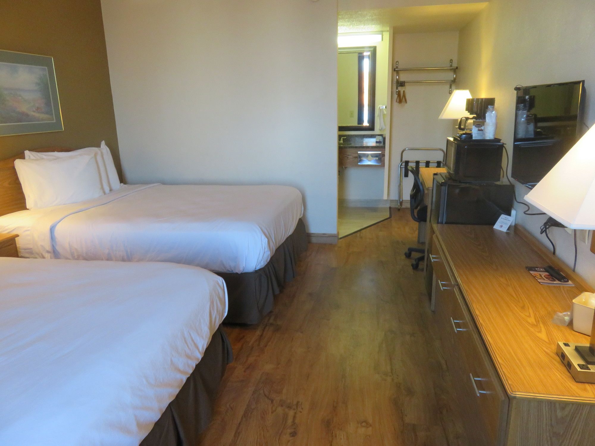 Фото Baymont by Wyndham Fargo