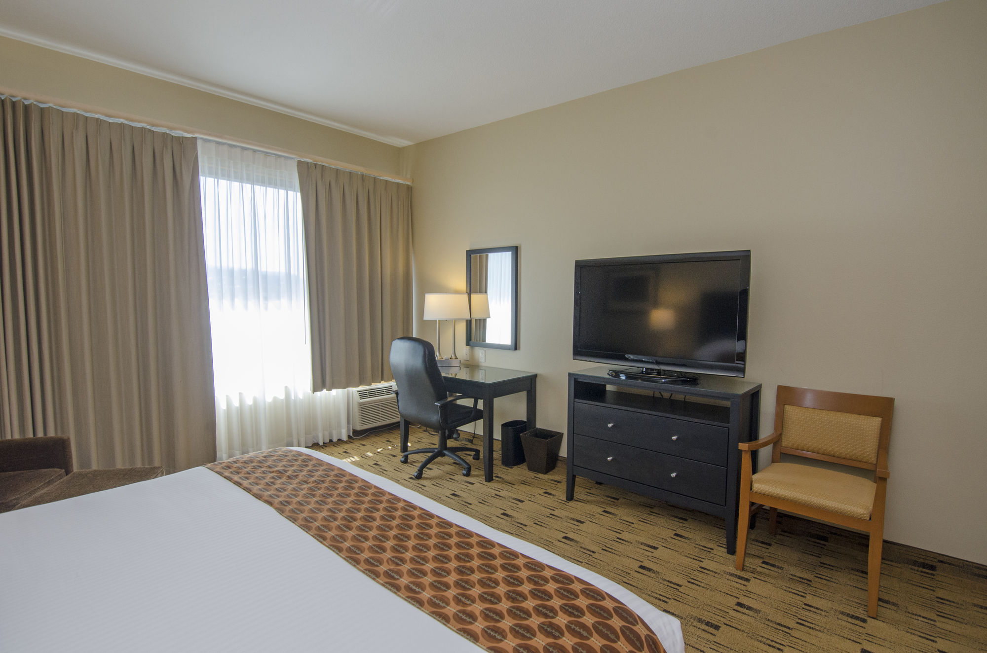 Фото Best Western Plus Hood River Inn