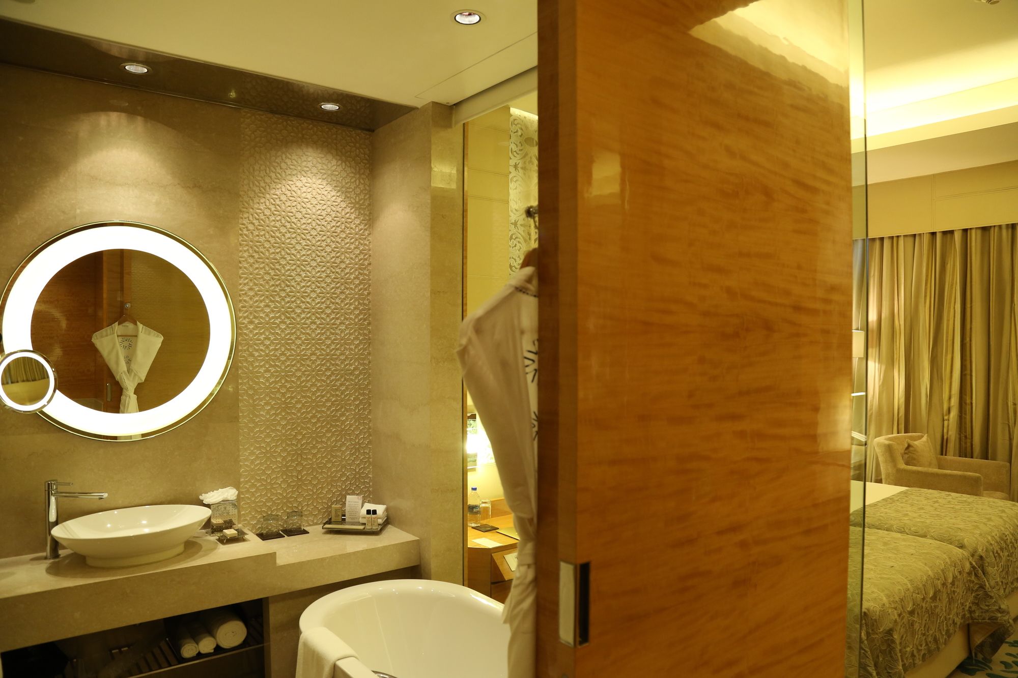Фото Taj City Centre Gurugram