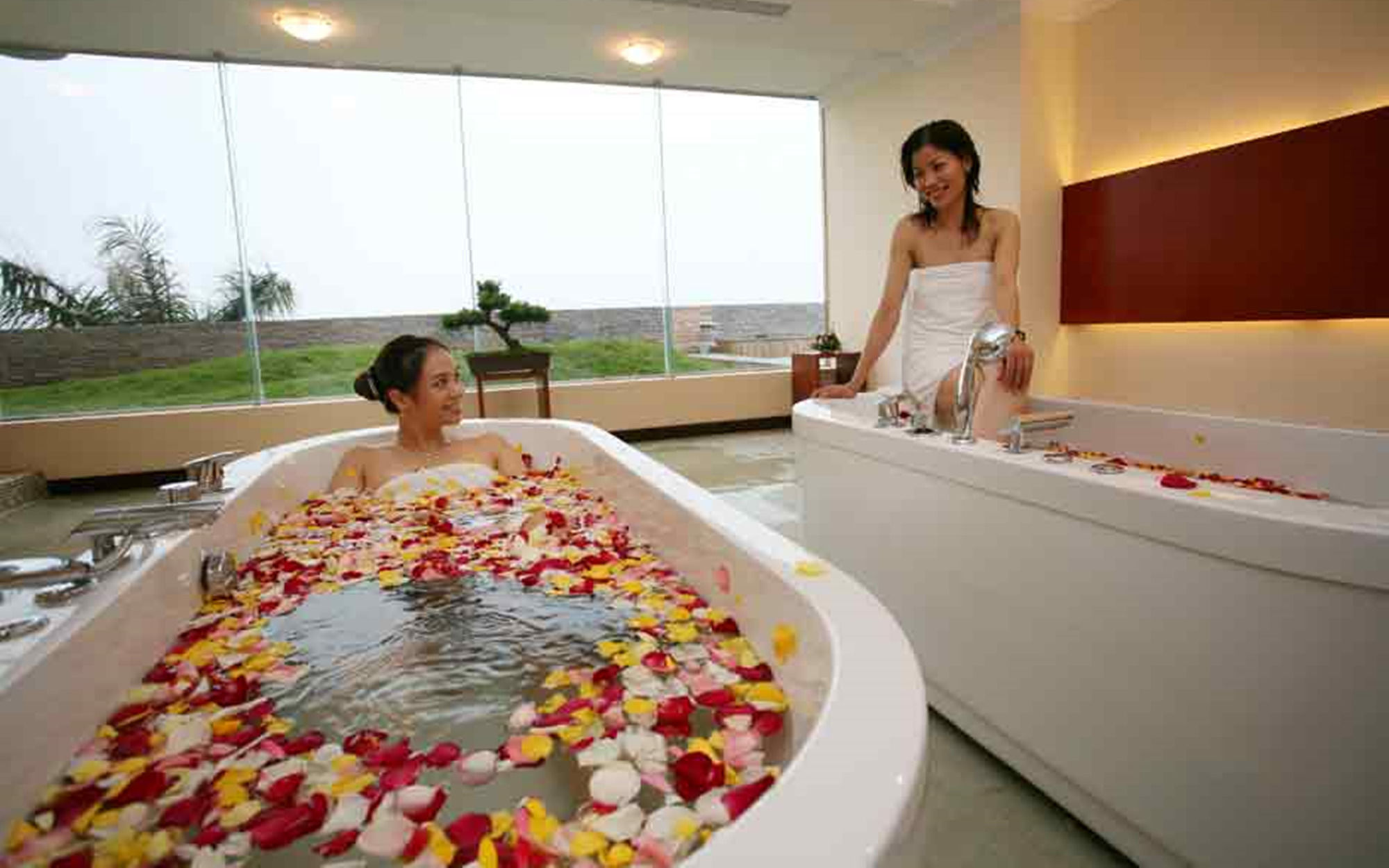 Фото Lan Vy Hotel