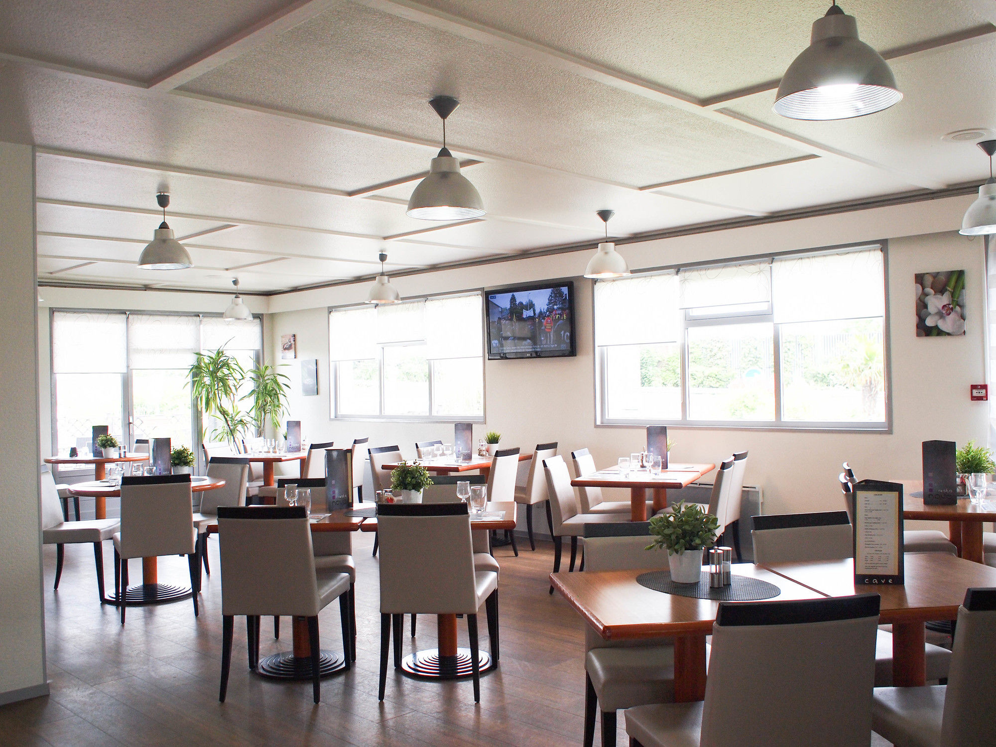 Фото Hôtel Inn Design La Rochelle Resto Novo