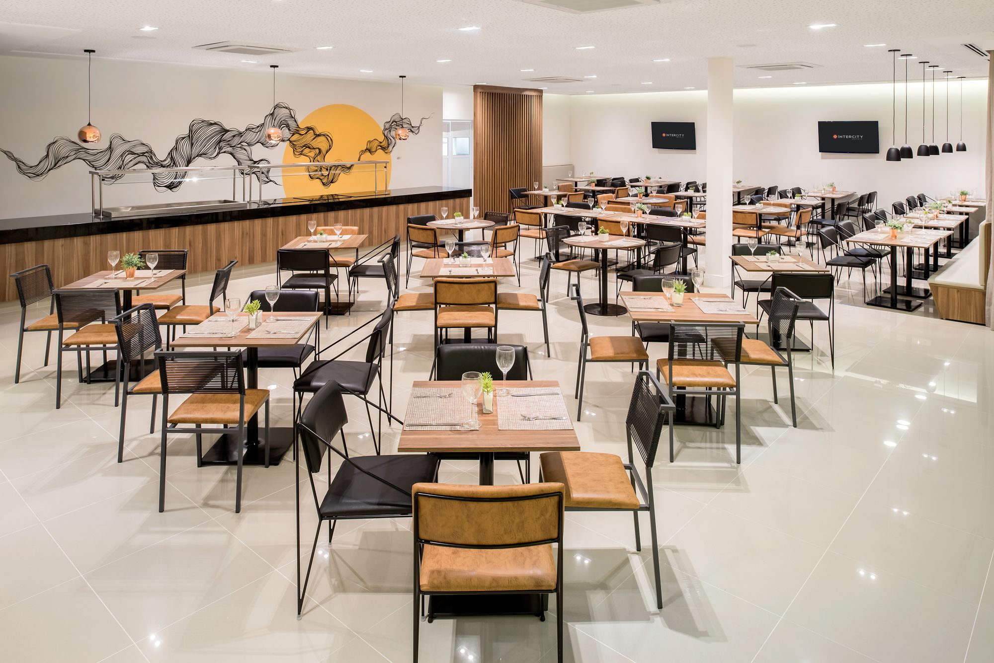 Фото Intercity Patio Pindamonhangaba