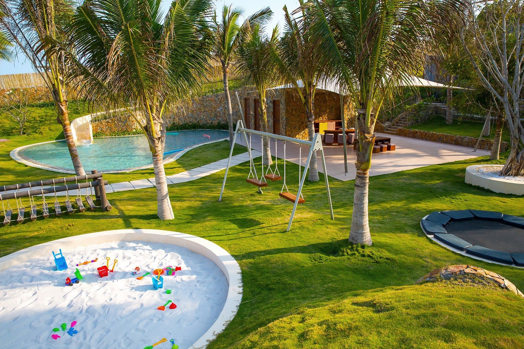 Фото Fusion Resort Cam Ranh