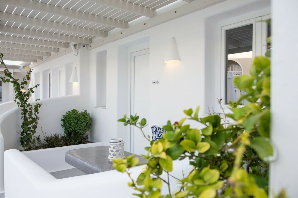 Фото Ambience Suites