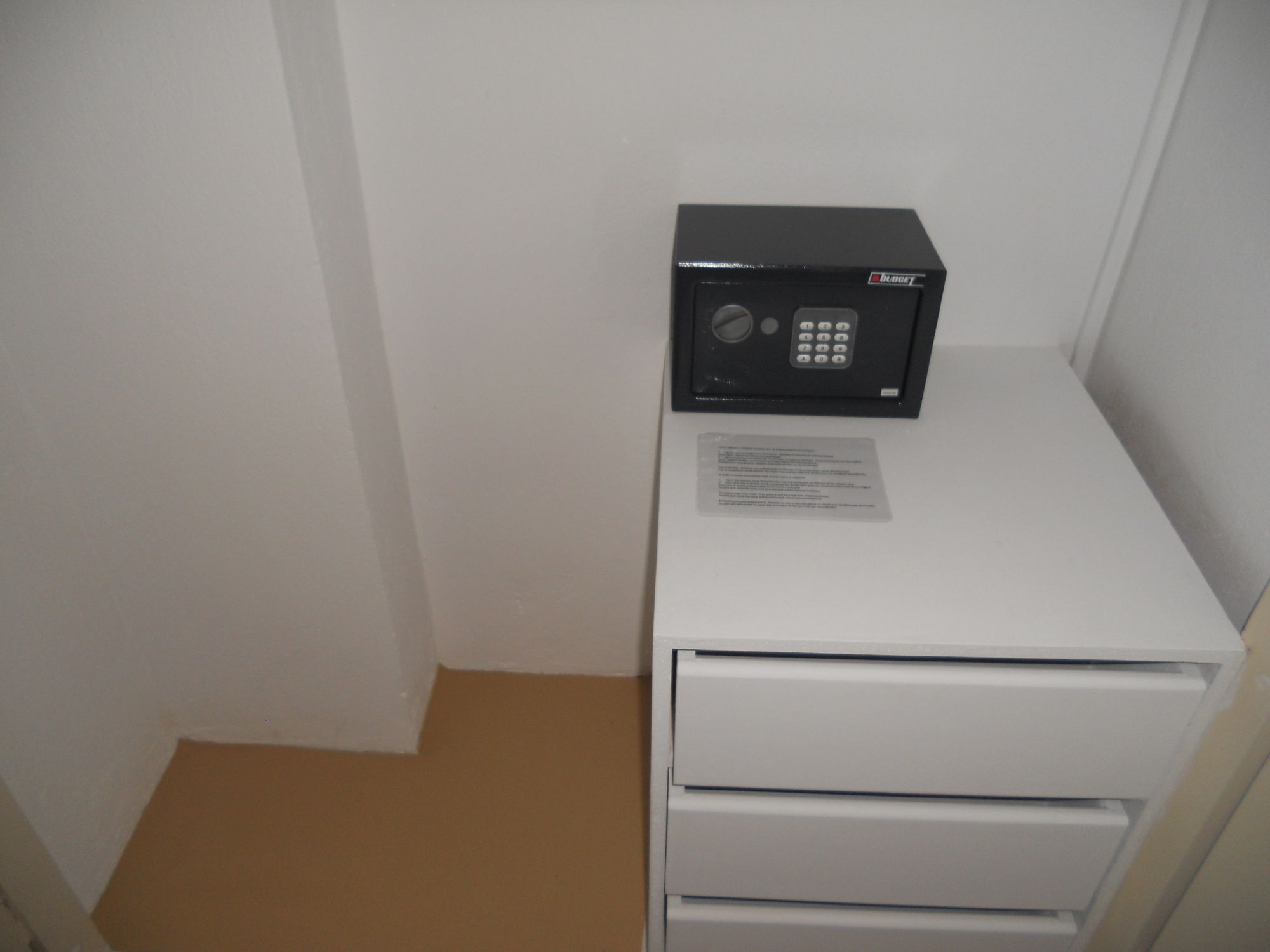 Фото Gina Studios