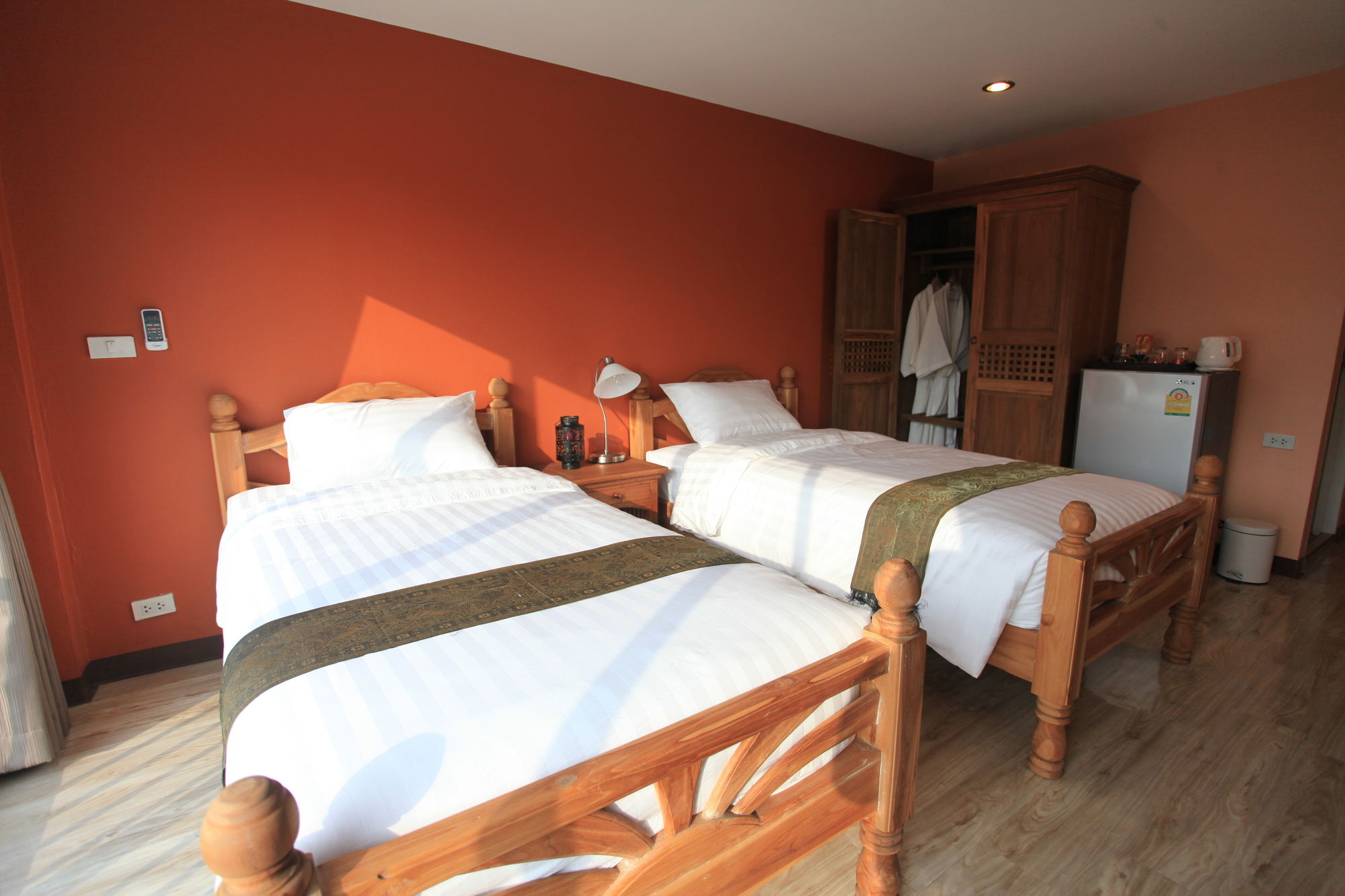 Фото Phaphoom Boutique