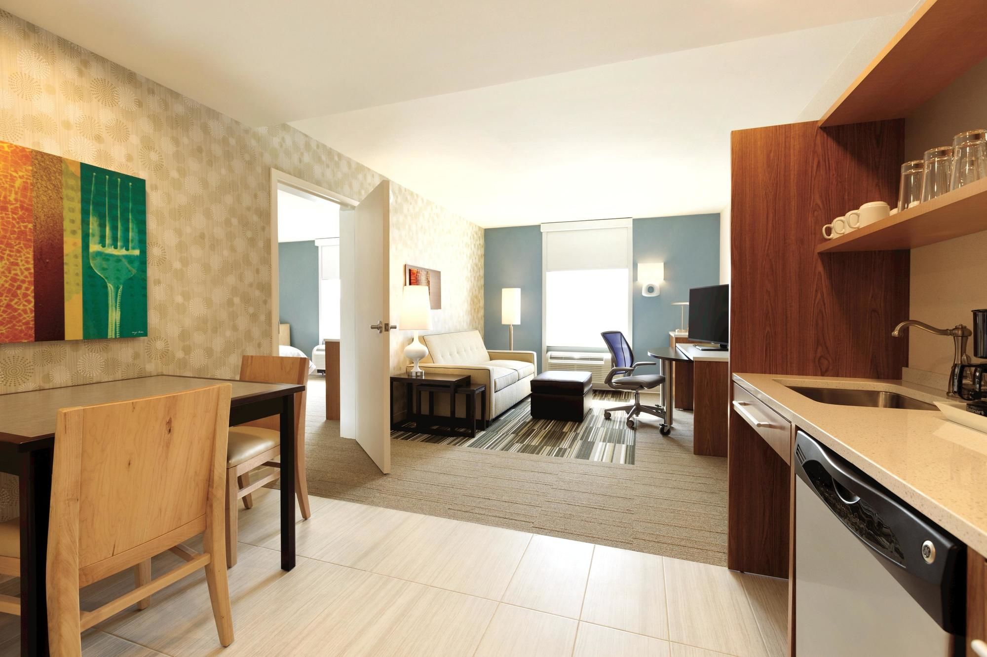 Фото Home2 Suites by Hilton Bellingham Airport