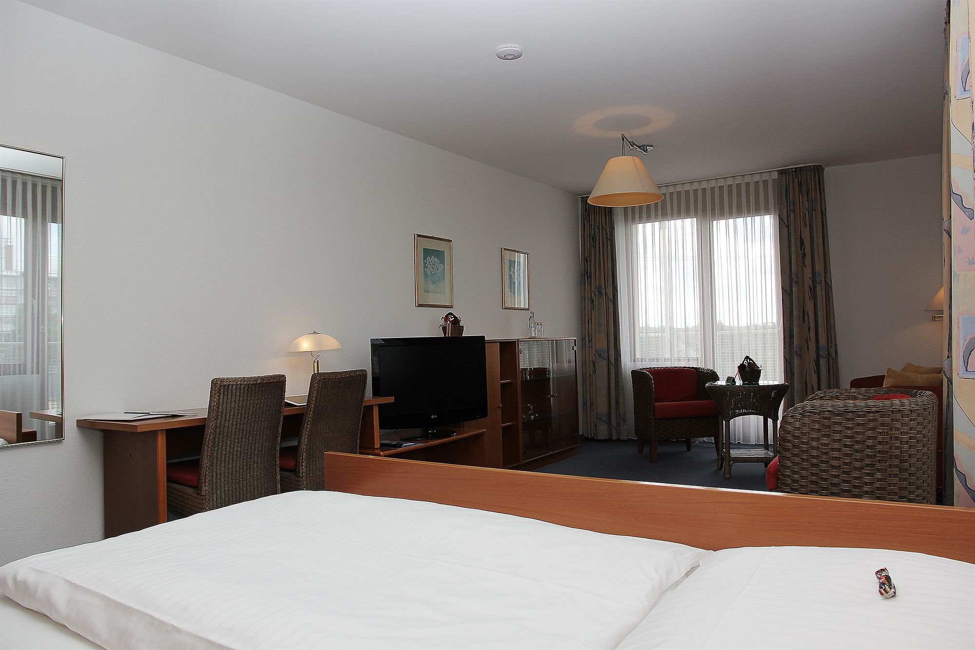 Фото Hotel Gästehaus Forum am Westkreuz