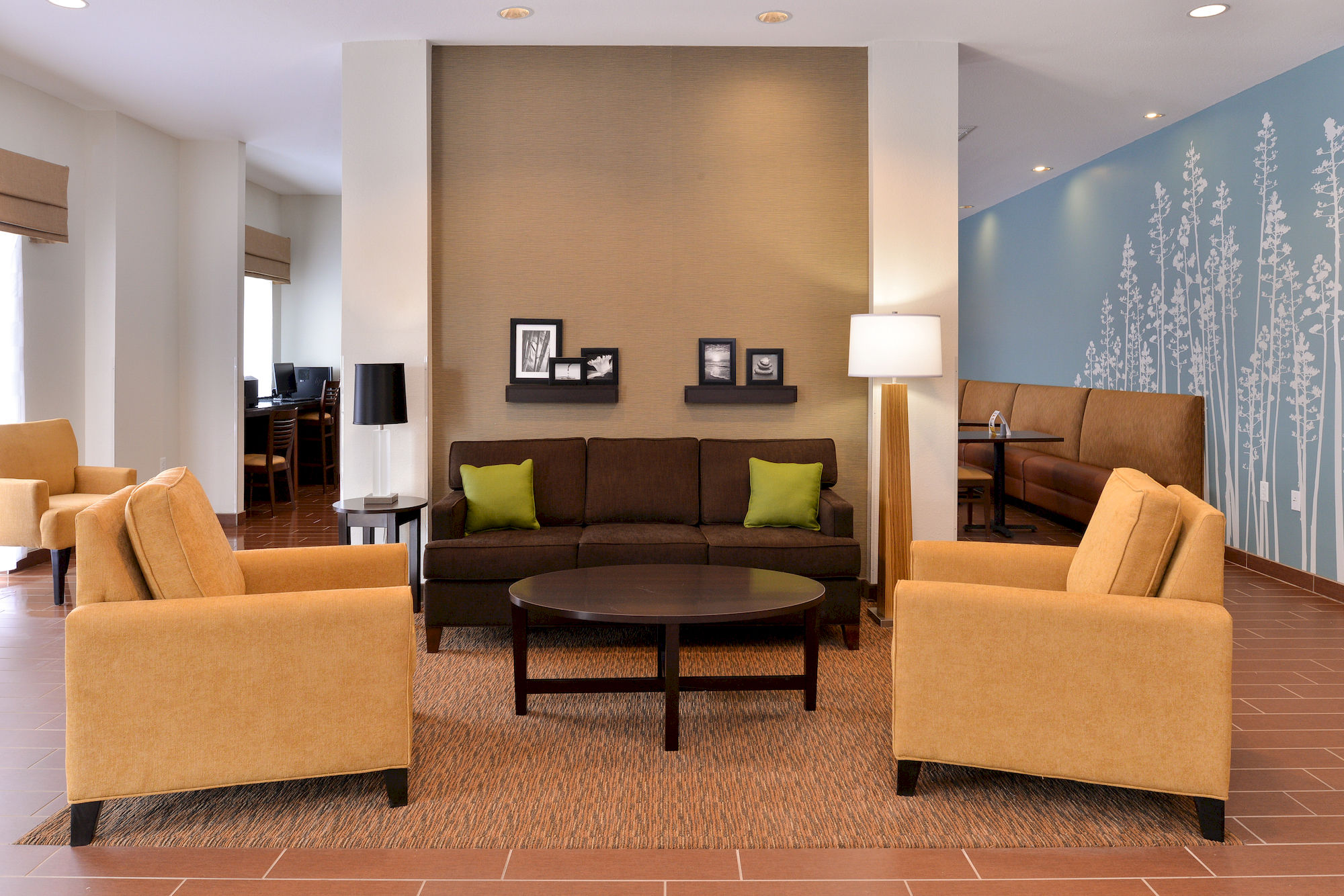 Фото Mainstay Suites Meridian