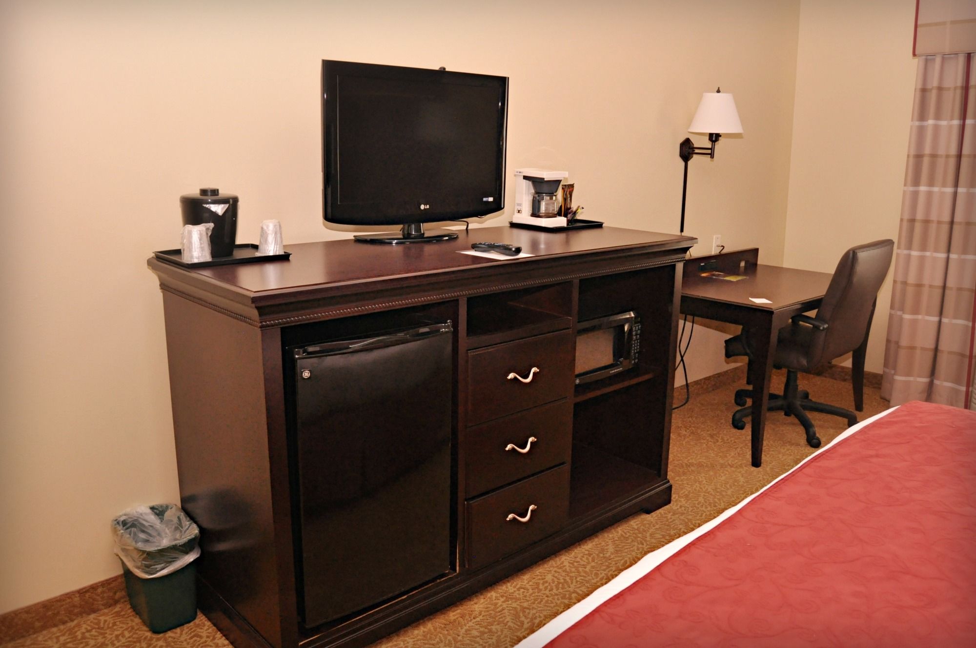 Фото Country Inn & Suites by Radisson, Kearney, Ne