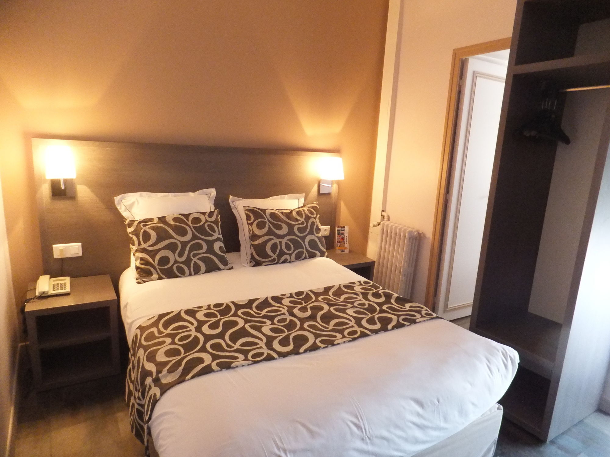 Фото The Originals City, Hôtel Régina, Périgueux