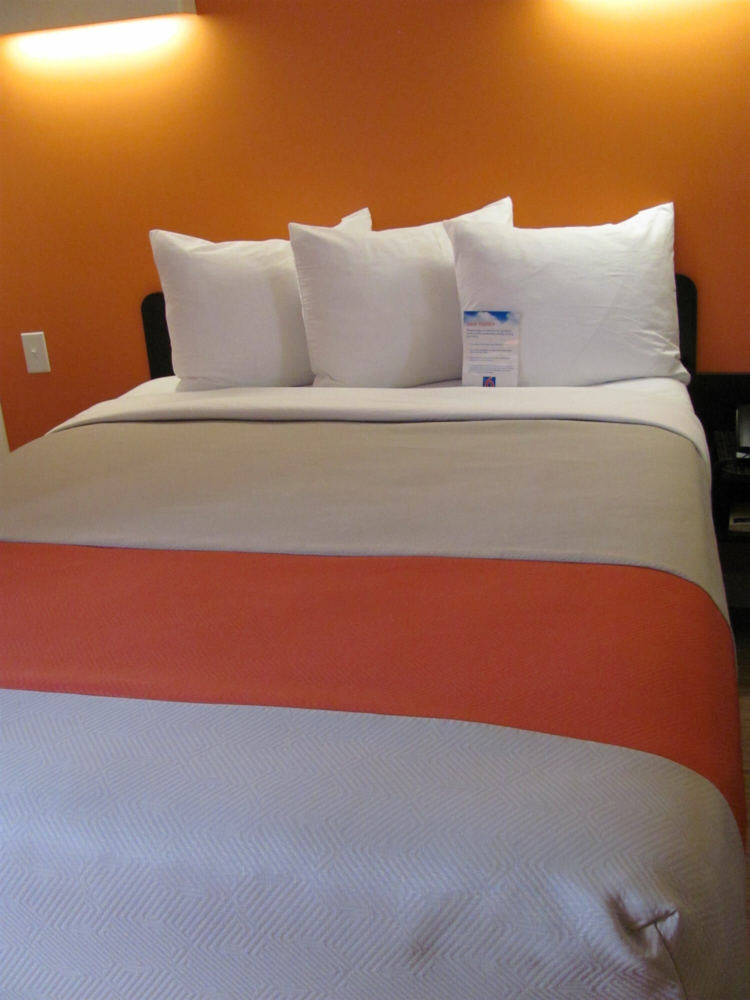 Фото Motel 6 Airdrie, Ab