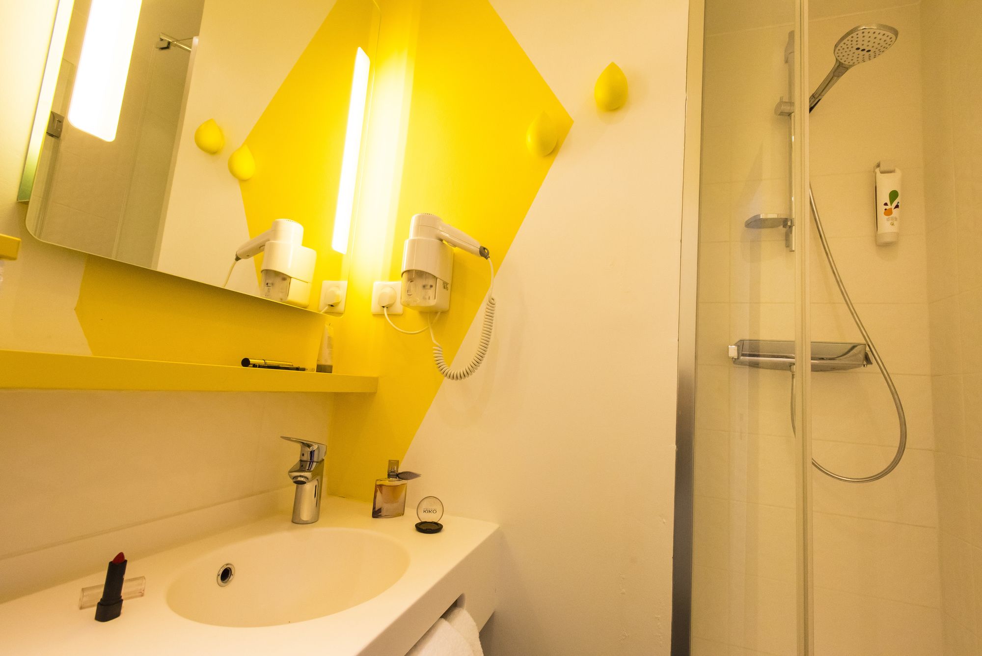 Фото Hotel Ibis Styles Rouen Centre Cathedrale