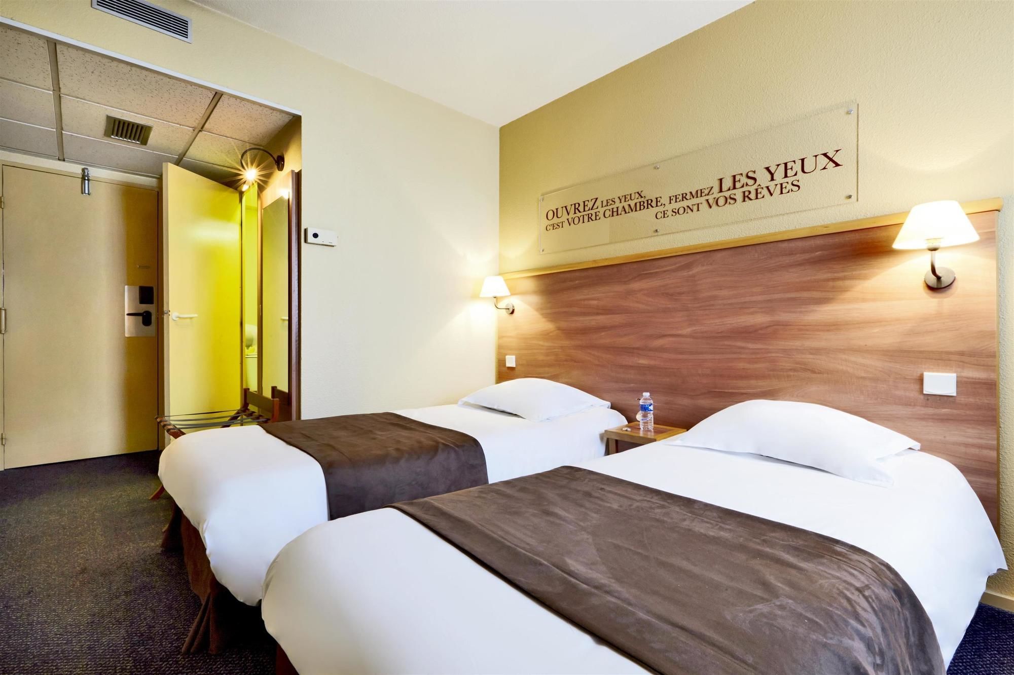 Фото ibis Styles Toulouse Centre Canal du Midi