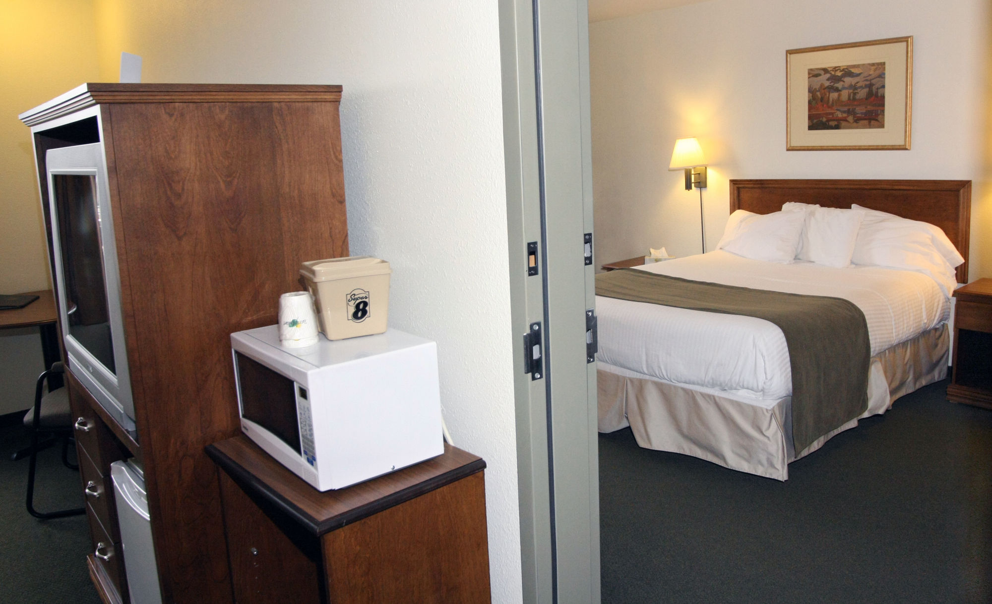 Фото Super 8 by Wyndham Truro Ns