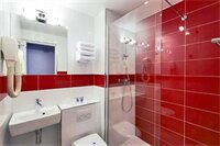 Фото Hotel Kyriad Paris 10 - Canal Saint Martin - République