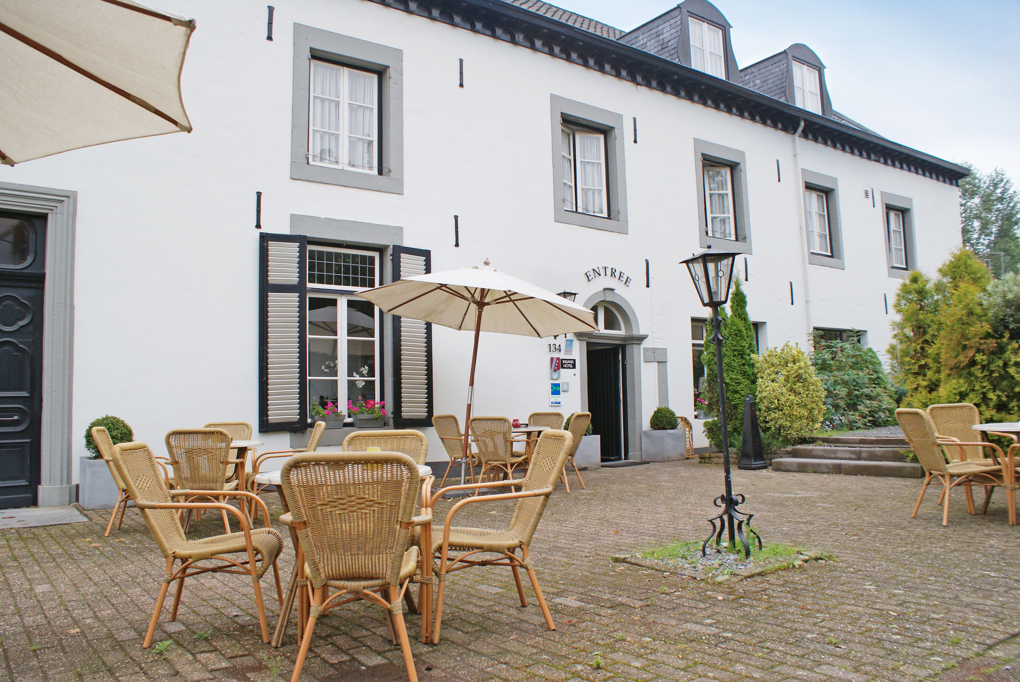 Фото Fletcher Hotel-Restaurant De Burghoeve