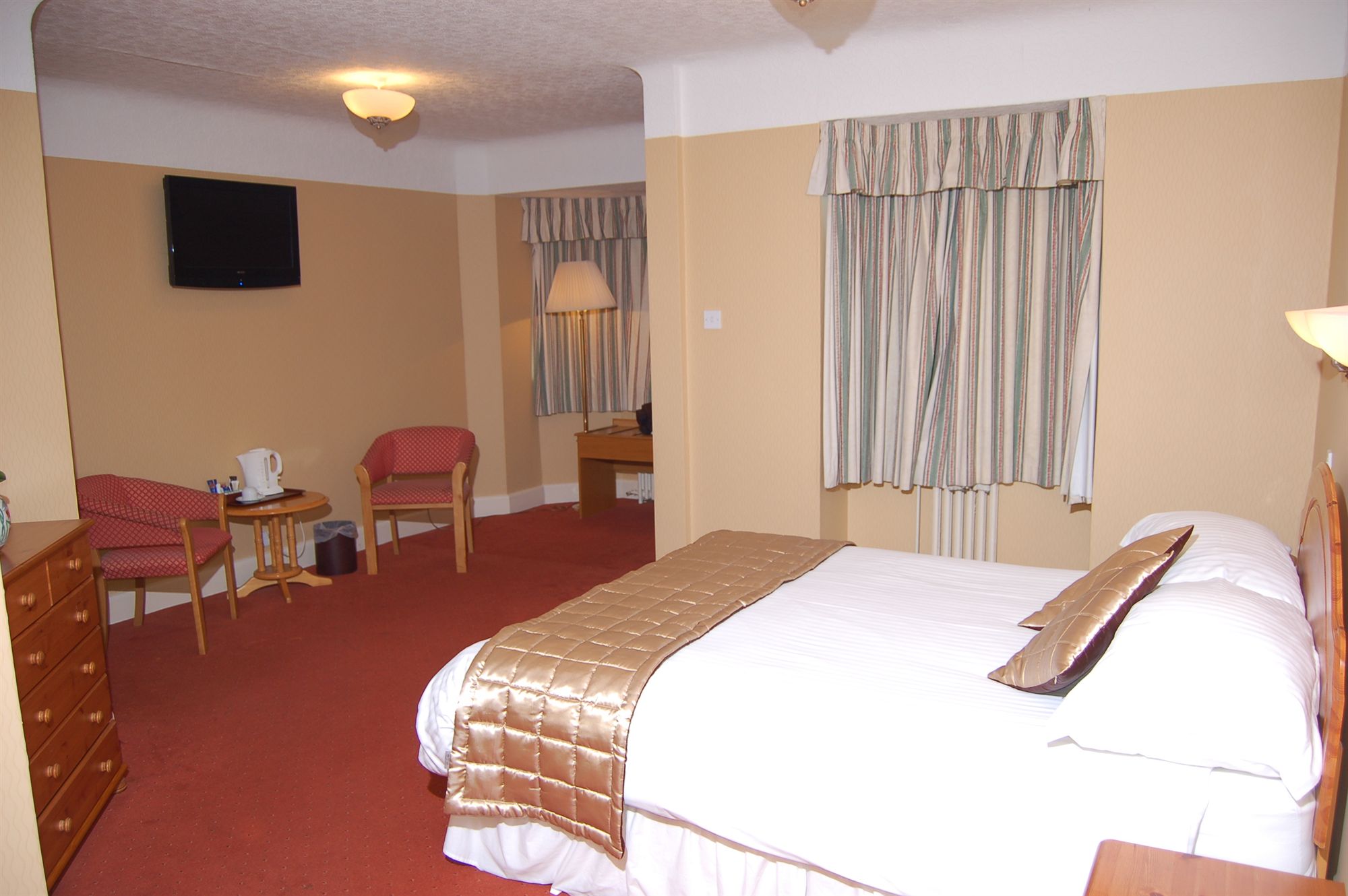Фото The Trouville Hotel