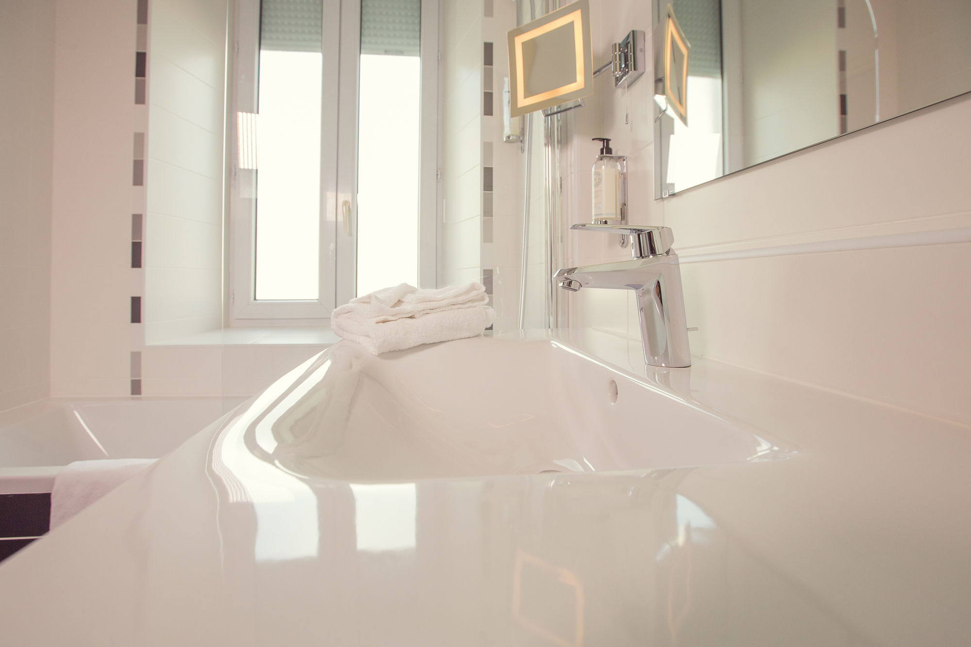 Фото Best Western Plus Hôtel Richelieu