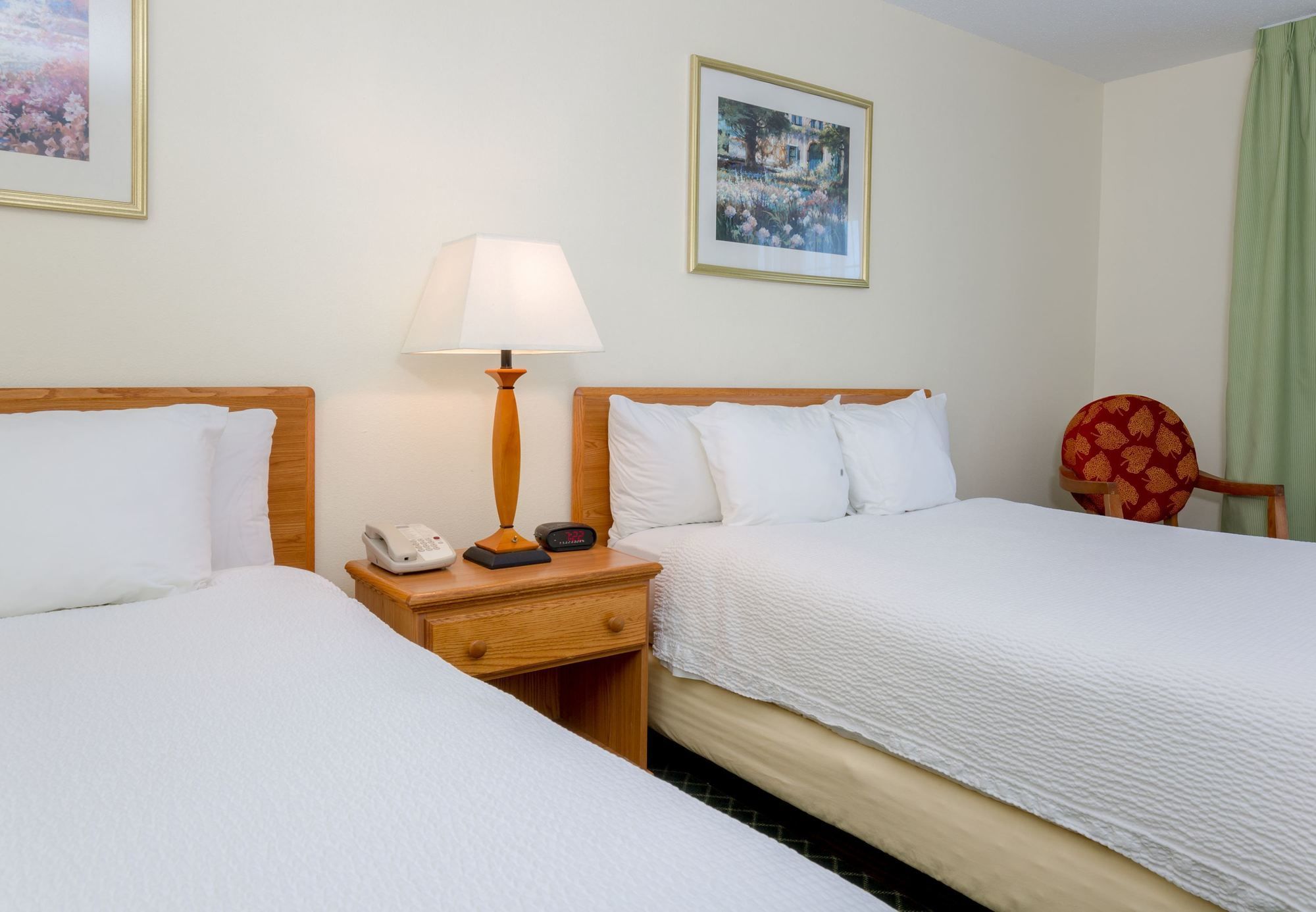 Фото Best Western Worlds of Fun Inn & Suites