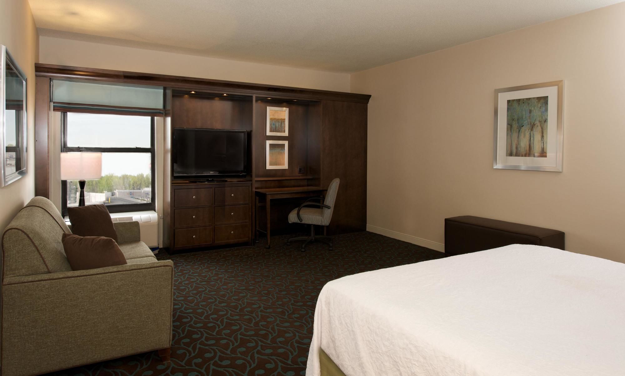 Фото Hampton Inn Terre Haute