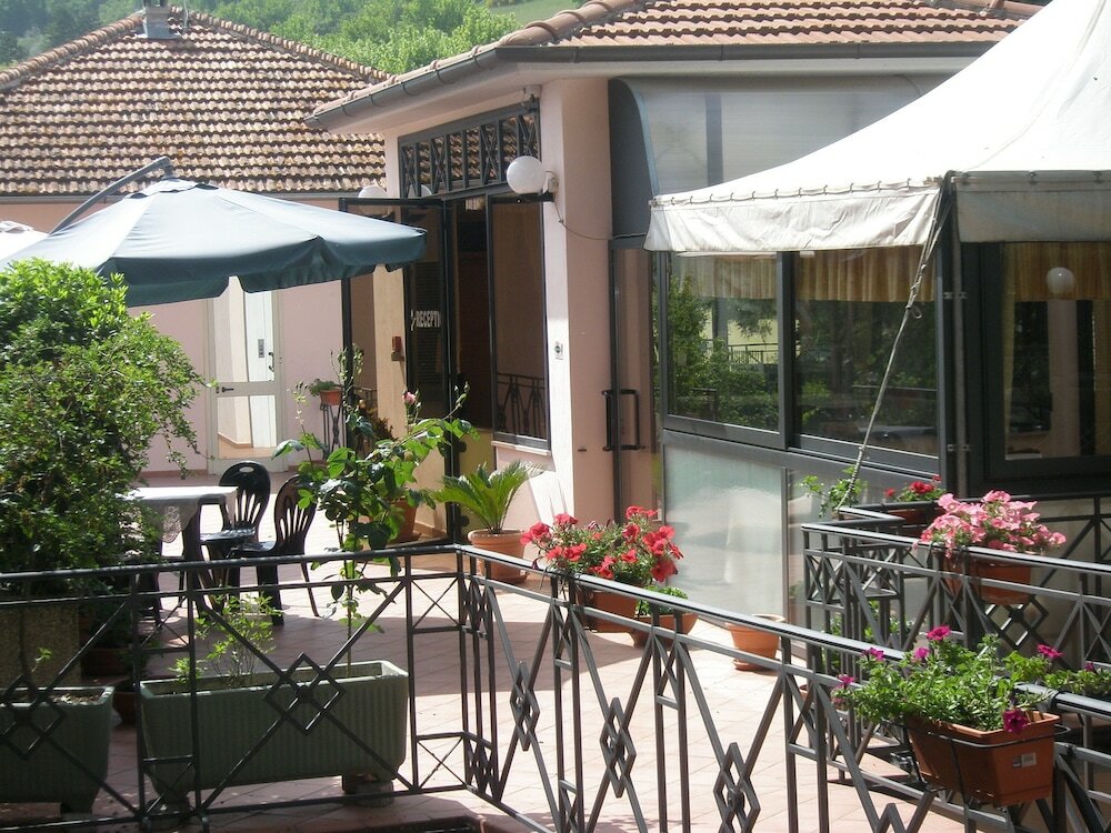 Фото Hotel Athena