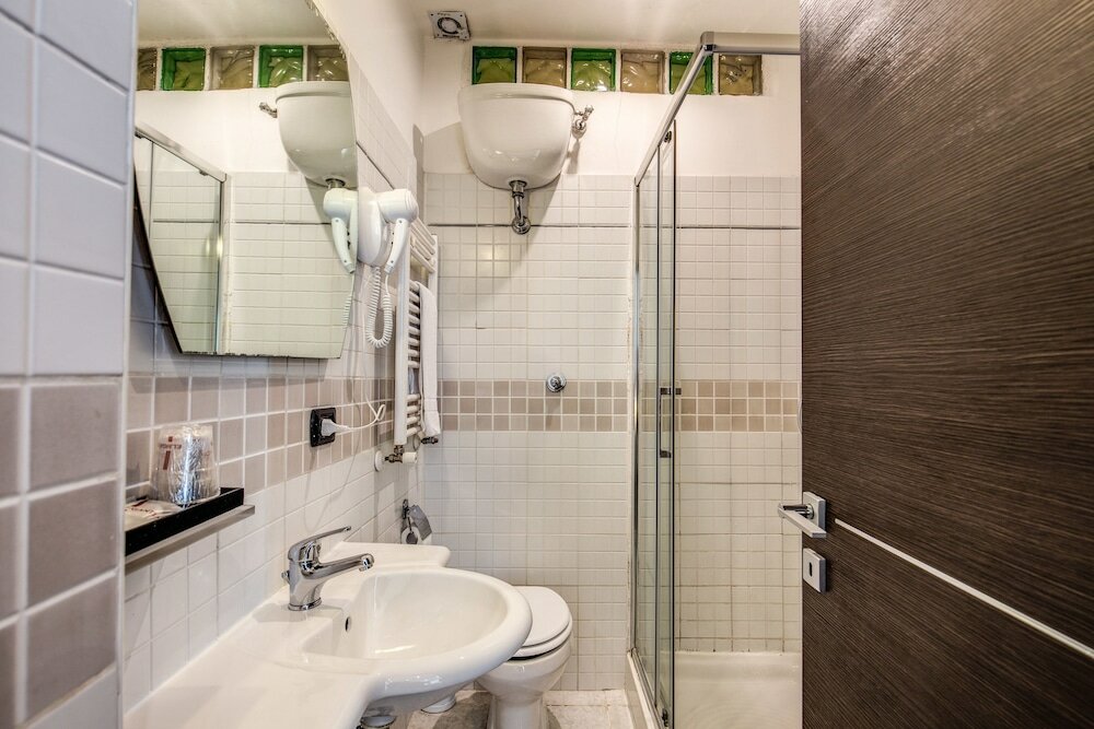 Фото Wrh Termini