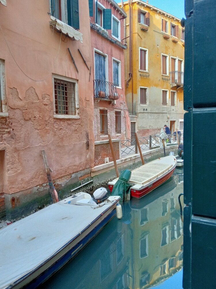 Фото La Locandiera