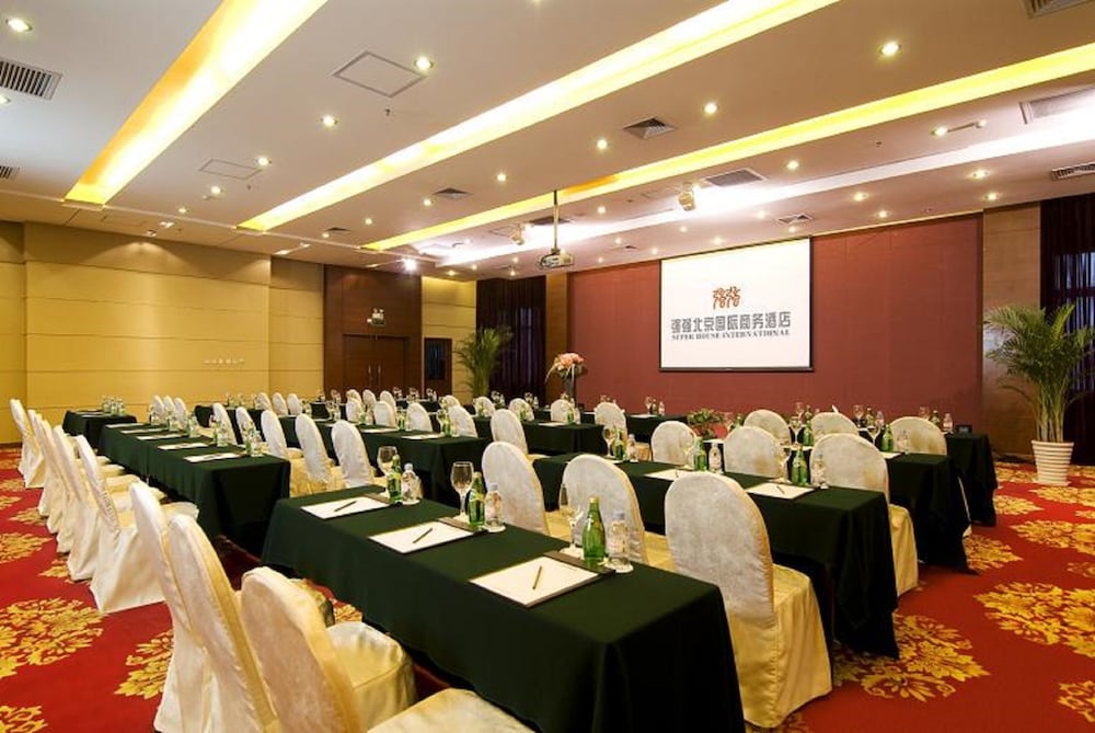 Фото Super House International