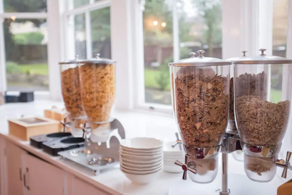 Фото Wentworth House