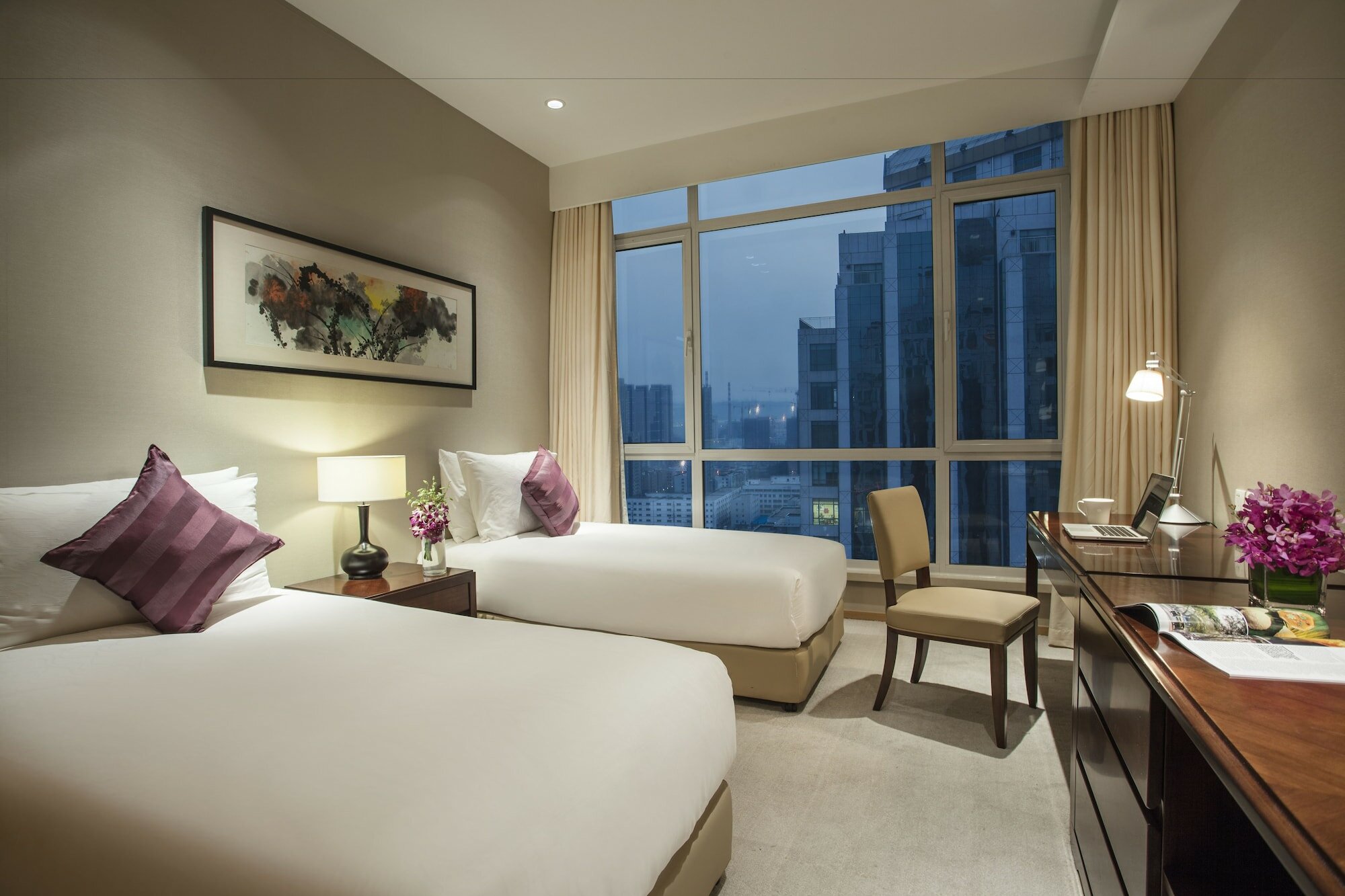Фото Somerset Grand Central Dalian