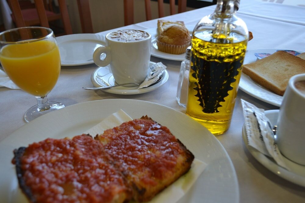 Фото Gran Hotel Toledo