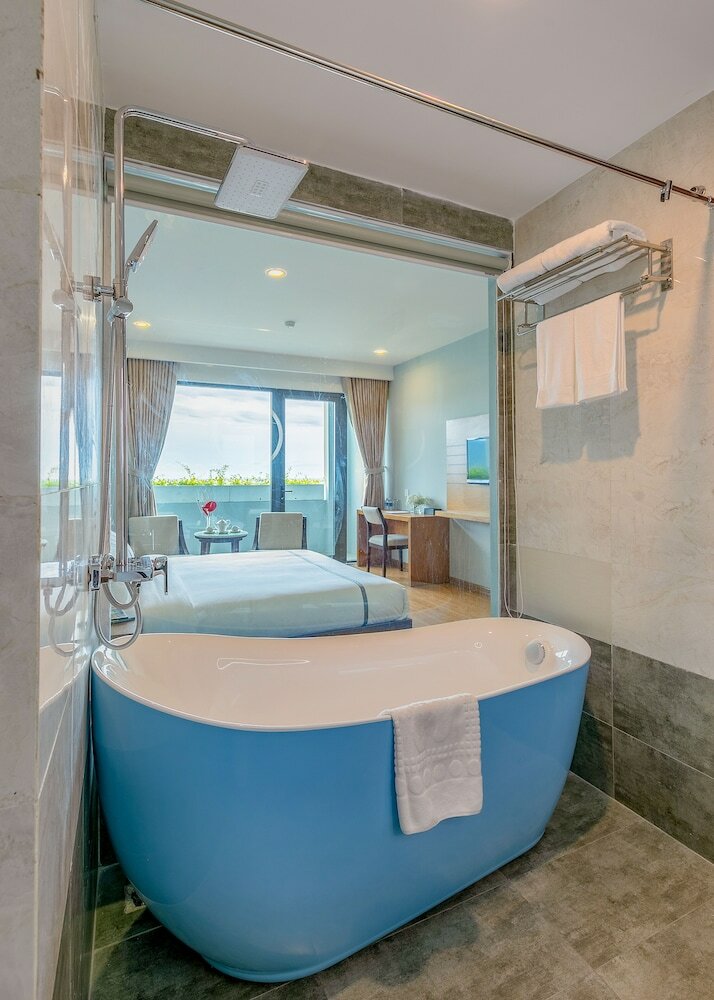 Фото Fansipan Danang Hotel