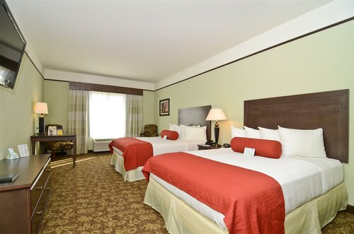 Гостиница Best Western Plus Emory At Lake Fork Inn & Suites