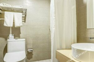 Гостиница Homeinn Plus Hotel