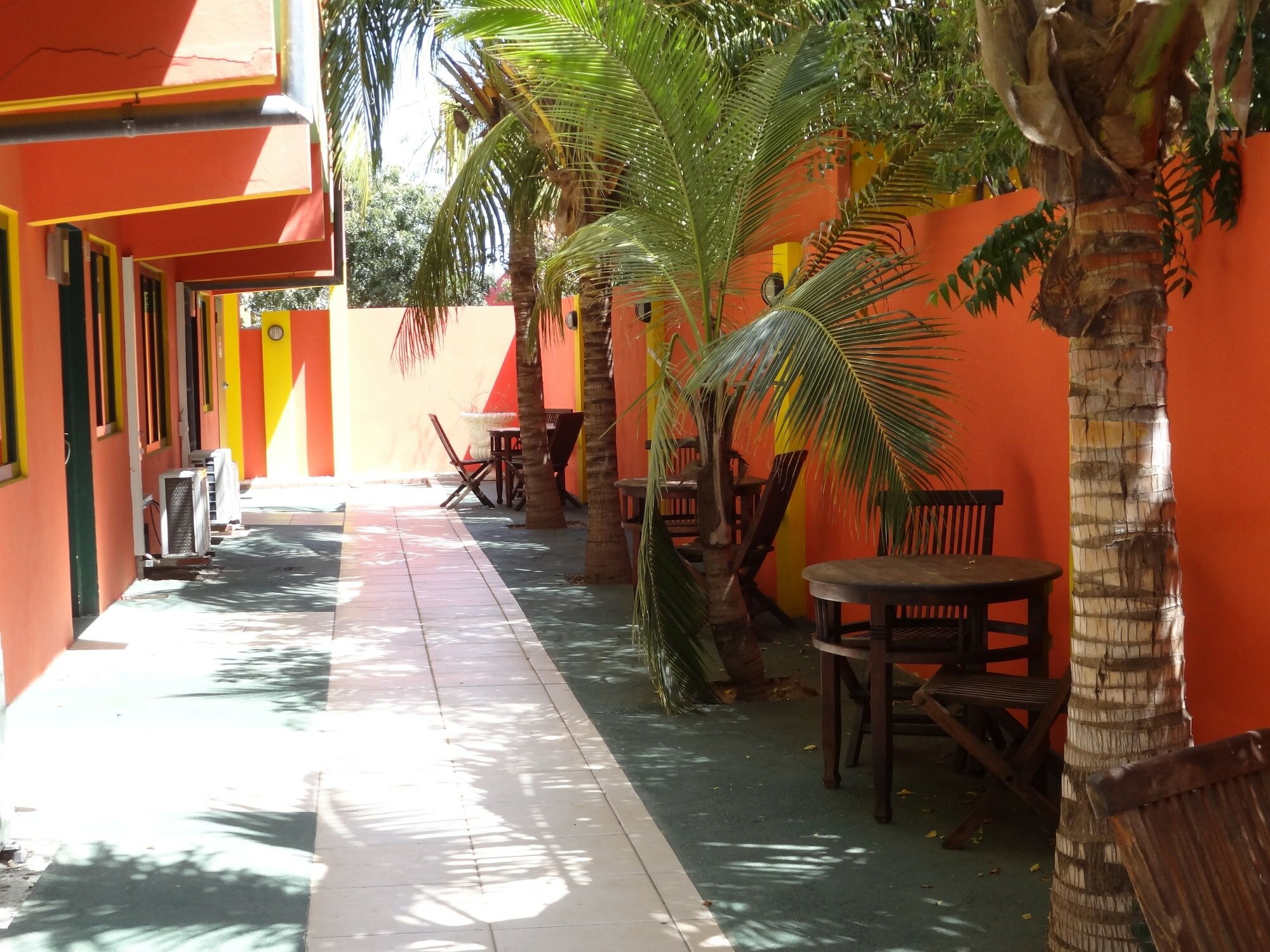 Фото Del Rey Apartments