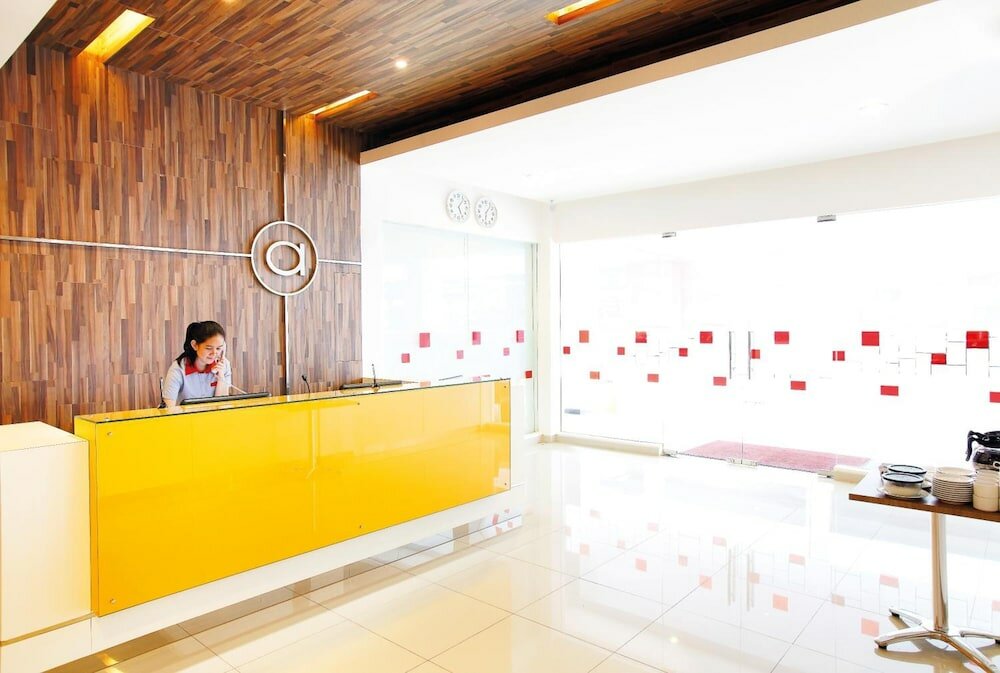 Фото Amaris Hotel Simpang Lima