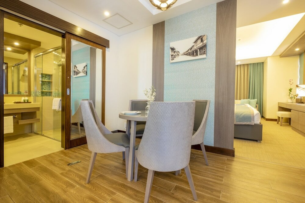 Фото Maayo Hotel